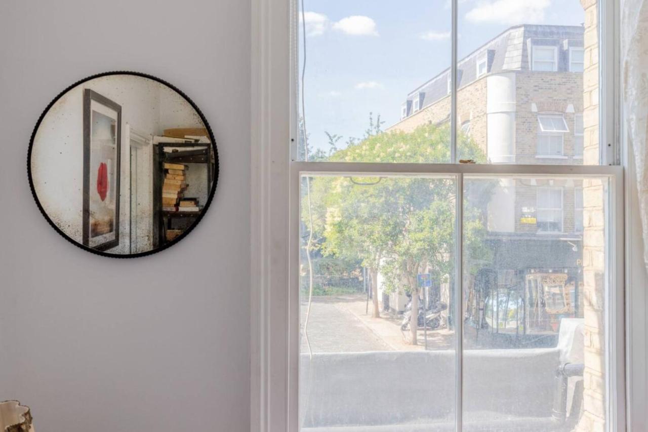 Cheerful 1 Bedroom Flat In The Heart Of North *