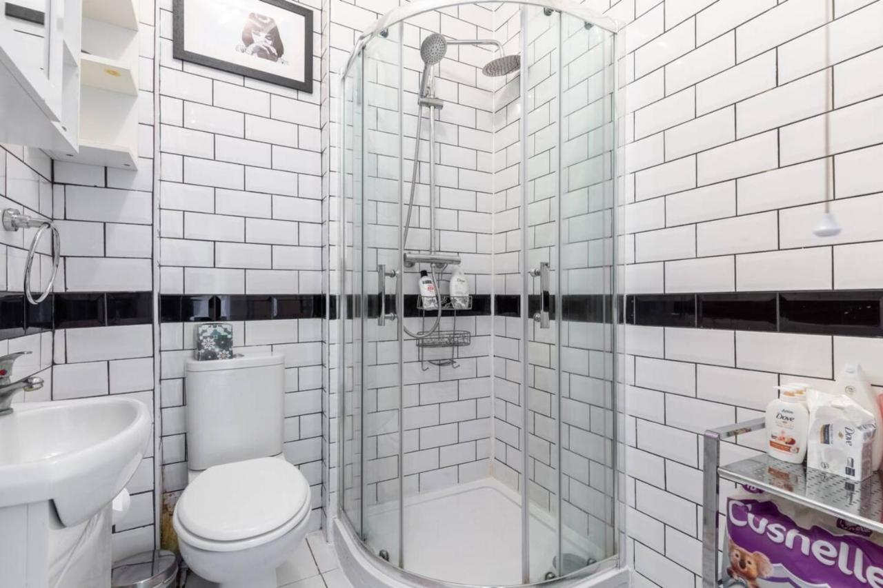 Cheerful 1 Bedroom Flat In The Heart Of North Appartement
